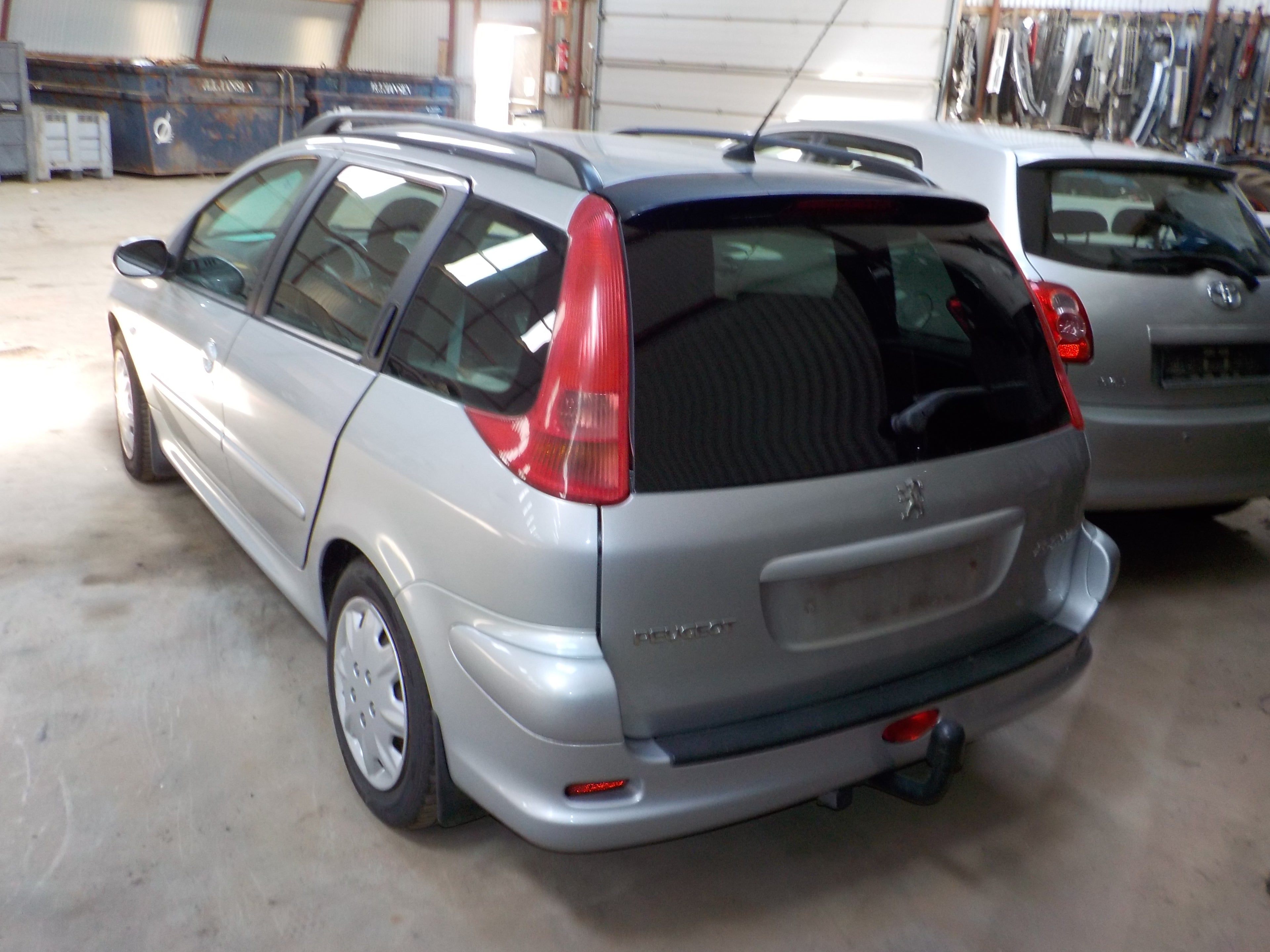 Peugeot 206 Dørrude - Siderude Med OEM Nr. Ophugger Fra Peugeot Ophugger