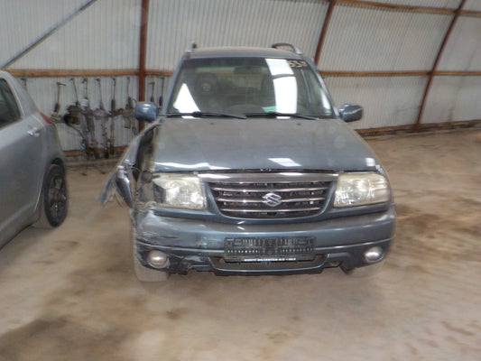 Suzuki Grand Vitara Pluk-Selv-Bil Med OEM Nr. Ophugger Fra Suzuki Ophugger