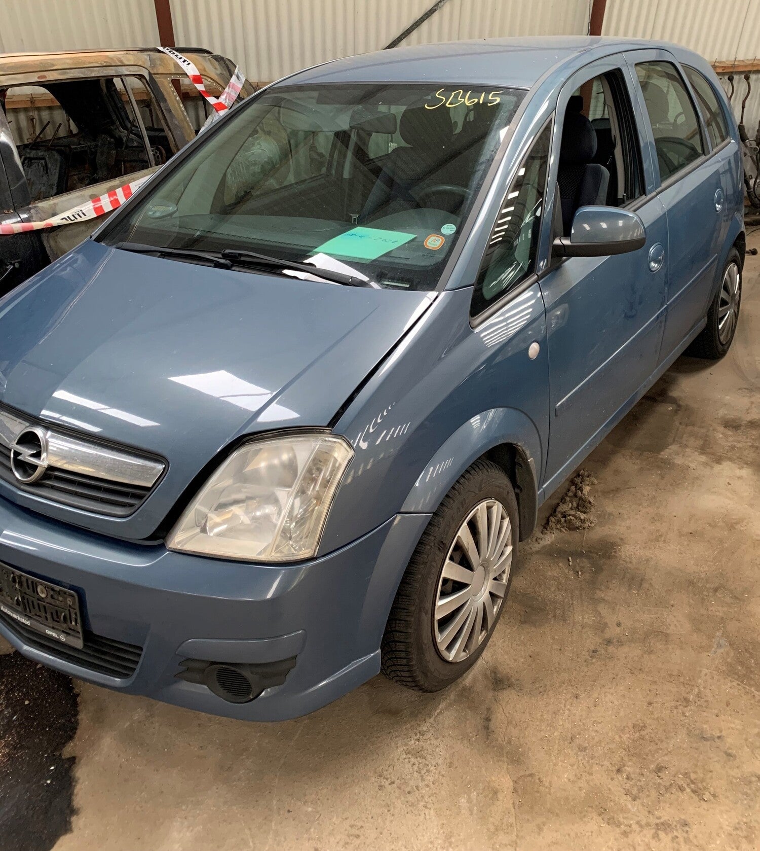 Opel Meriva A Pluk-Selv-Bil Med OEM Nr. Ophugger Fra Opel Ophugger