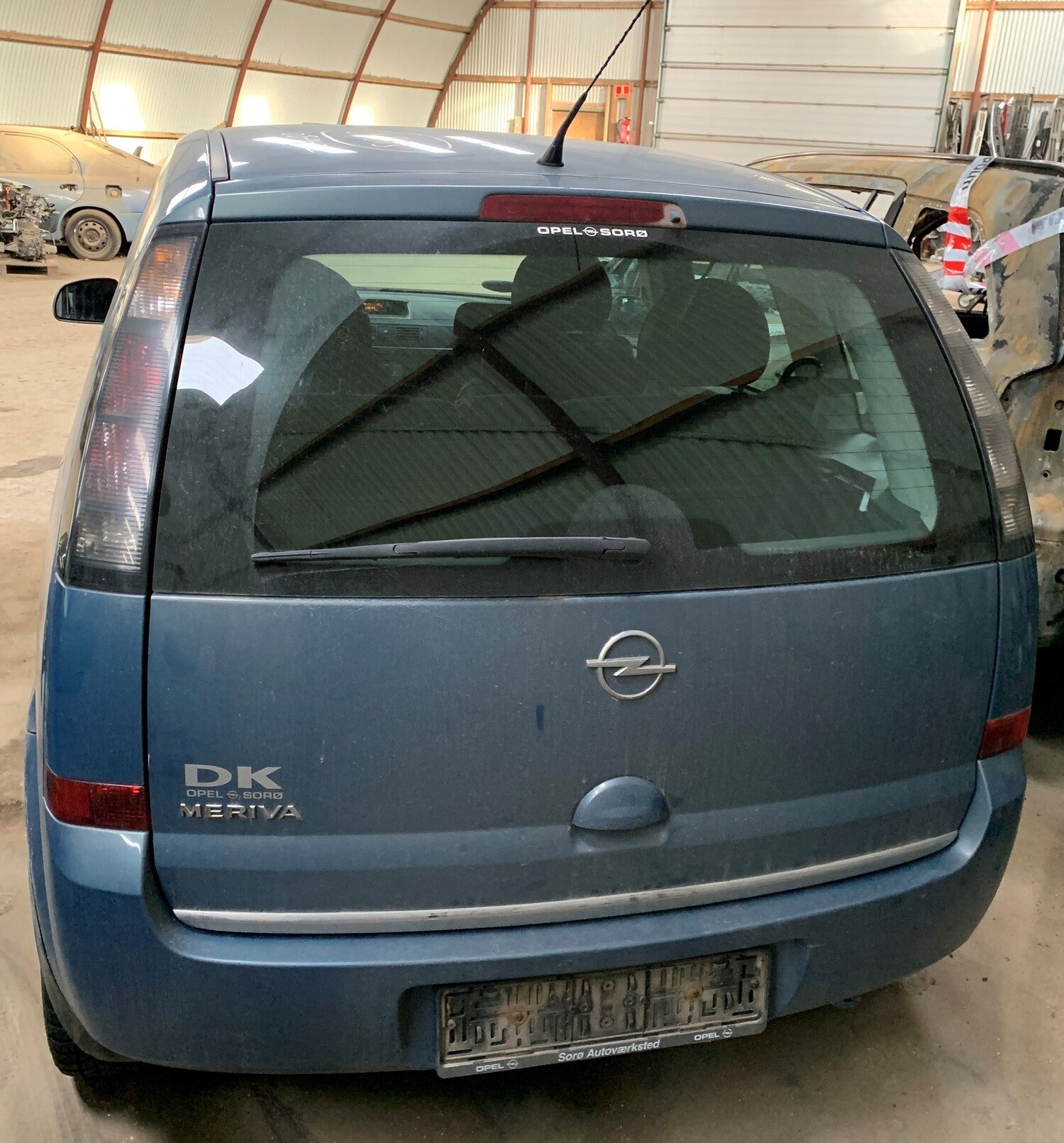 Opel Meriva A Pluk-Selv-Bil Med OEM Nr. Ophugger Fra Opel Ophugger