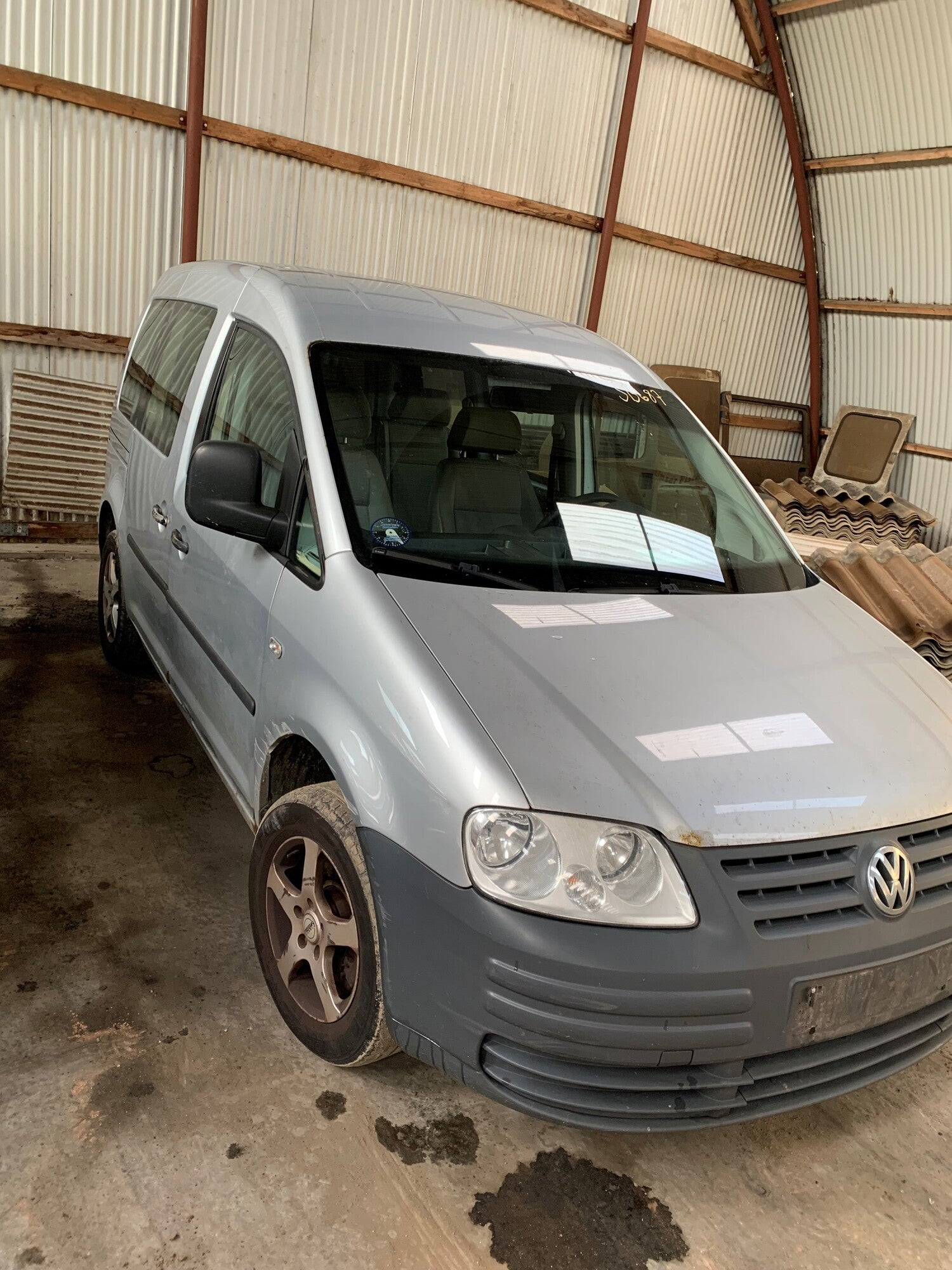 VW Caddy 2K Pluk-Selv-Bil Med OEM Nr. Ophugger Fra VW Ophugger
