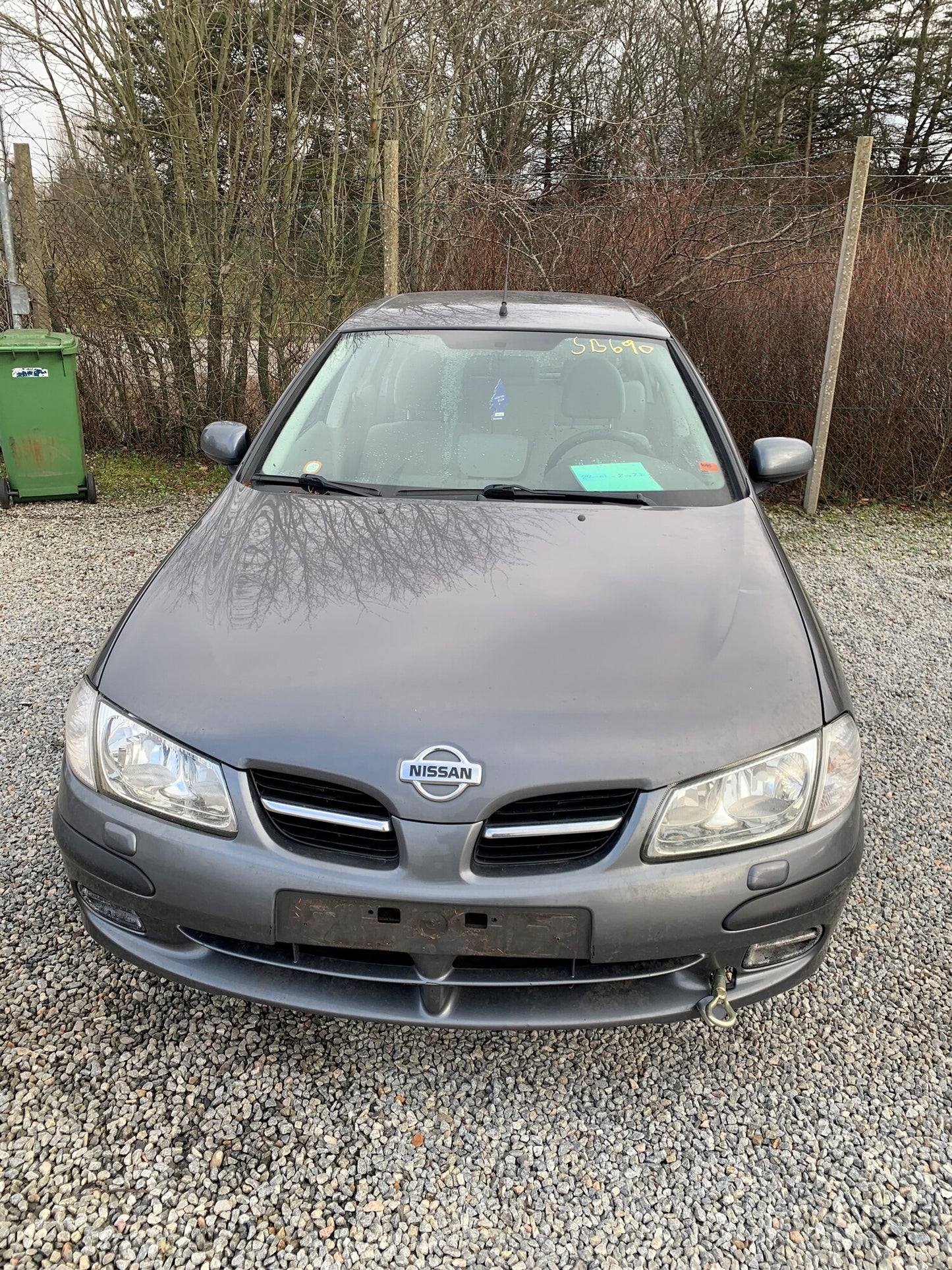 Nissan Almera N16 Pluk-Selv-Bil Med OEM Nr. Ophugger Fra Nissan Ophugger