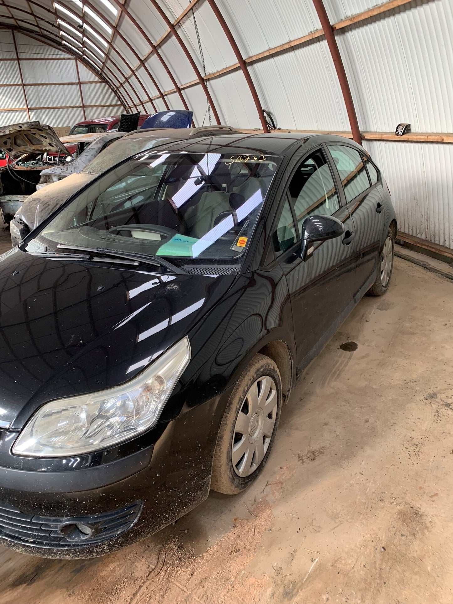 Citroen C4 Dørrude - Siderude Med OEM Nr. 9202E4 Fra Citroen Ophugger