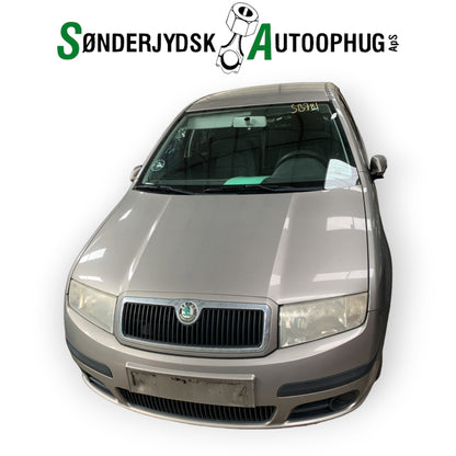 Skoda Fabia Pluk-Selv-Bil Med OEM Nr. TMBHK26Y374163962 Fra Skoda Ophugger