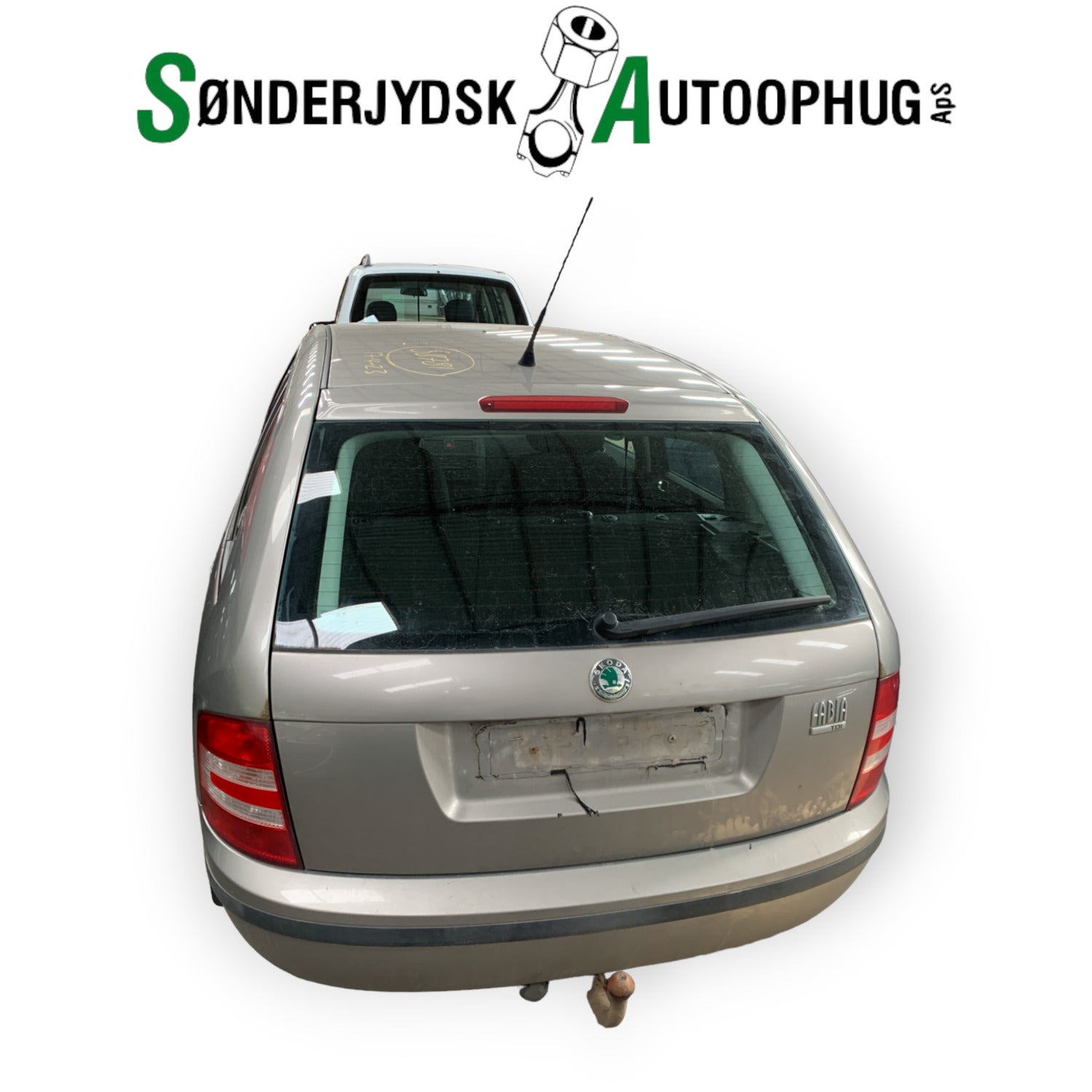 Skoda Fabia Pluk-Selv-Bil Med OEM Nr. TMBHK26Y374163962 Fra Skoda Ophugger