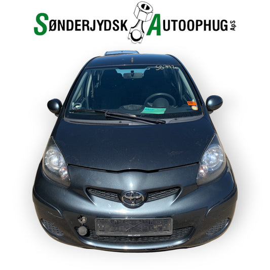 Toyota Aygo Pluk-Selv-Bil Med OEM Nr. Ophugger Fra Toyota Ophugger