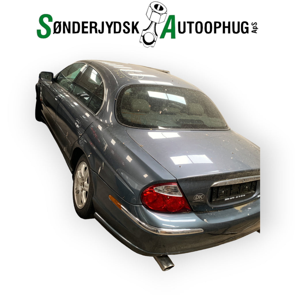 Jaguar S-Type Pluk-Selv-Bil Med OEM Nr. Ophugger Fra Jaguar Ophugger