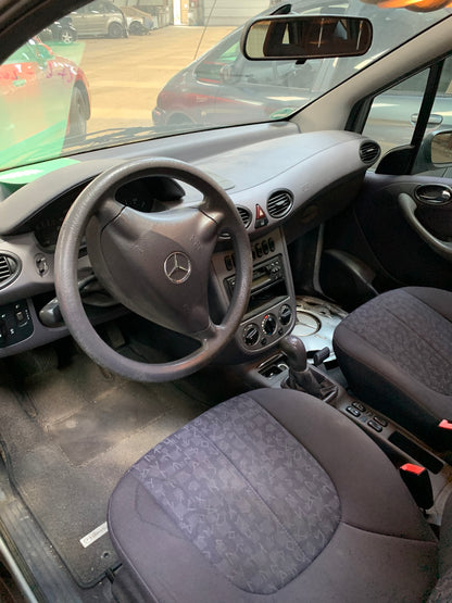 Mercedes A W168 Pluk-Selv-Bil Med OEM Nr. Ophugger Fra Mercedes Ophugger