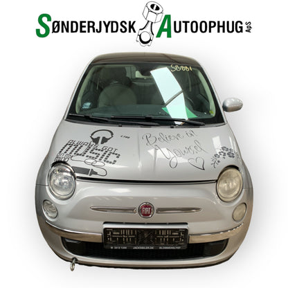 Fiat 500 Pluk-Selv-Bil Med OEM Nr. Ophugger Fra Fiat Ophugger