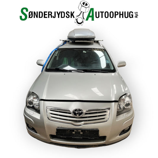 Toyota Avensis Pluk-Selv-Bil Med OEM Nr. Ophugger Fra Toyota Ophugger