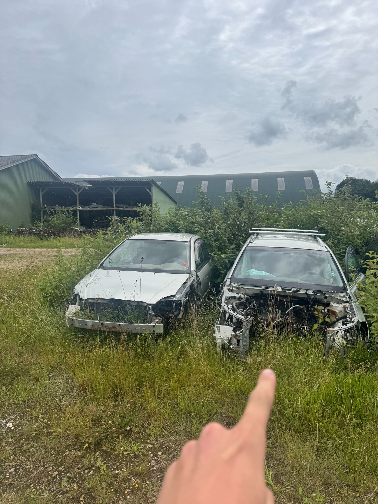 Toyota Avensis Pluk-Selv-Bil Med OEM Nr. Ophugger Fra Toyota Ophugger