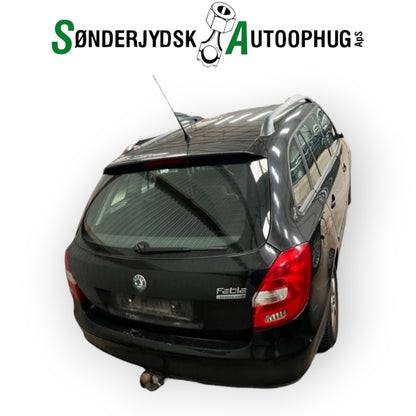Skoda Fabia Pluk-Selv-Bil Med OEM Nr. TMBGF65J093068022 Fra Skoda Ophugger