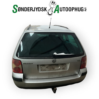 VW Passat 3B Pluk-Selv-Bil Med OEM Nr. Ophugger Fra VW Ophugger