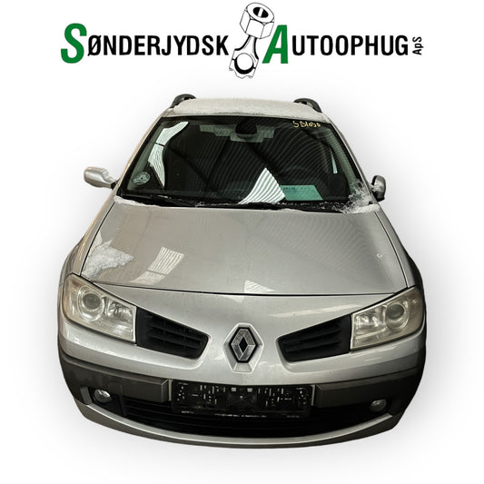 Renault Megane 2 Pluk-Selv-Bil Med OEM Nr. Ophugger Fra Renault Ophugger