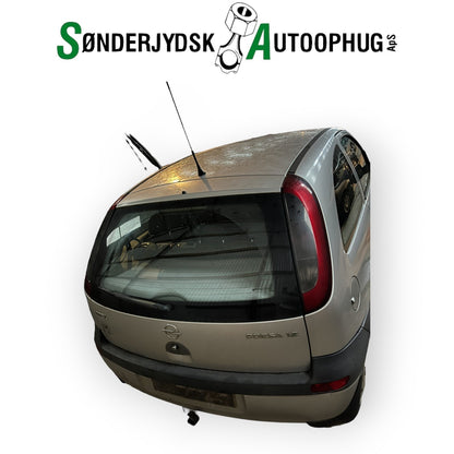 Opel Corsa C Pluk-Selv-Bil Med OEM Nr. Ophugger Fra Opel Ophugger
