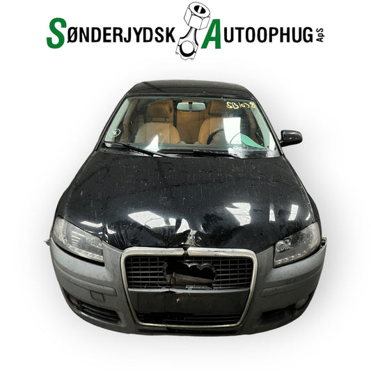 Audi A3 8P Pluk-Selv-Bil Med OEM Nr. Ophugger Fra Audi Ophugger