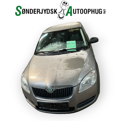 Skoda Fabia Pluk-Selv-Bil Med OEM Nr. TMBFH65J7A3087368 Fra Skoda Ophugger