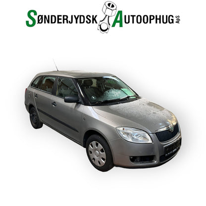 Skoda Fabia Pluk-Selv-Bil Med OEM Nr. TMBFH65J7A3087368 Fra Skoda Ophugger