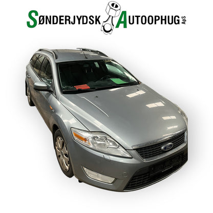 Ford Mondeo 4 Pluk-Selv-Bil Med OEM Nr. Ophugger Fra Ford Ophugger