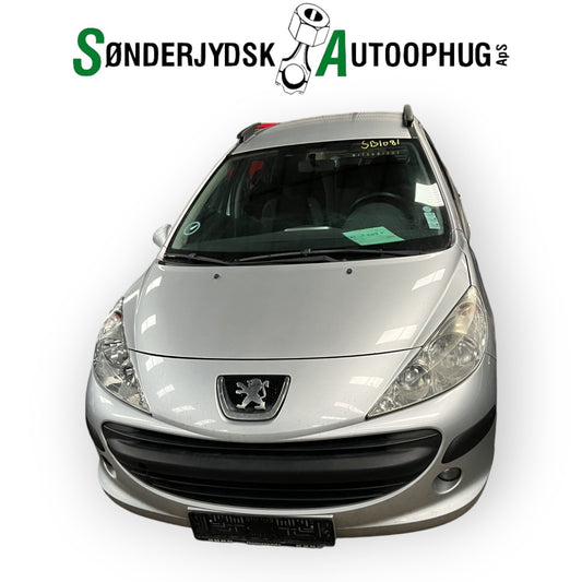 Peugeot 207 Pluk-Selv-Bil Med OEM Nr. Ophugger Fra Peugeot Ophugger