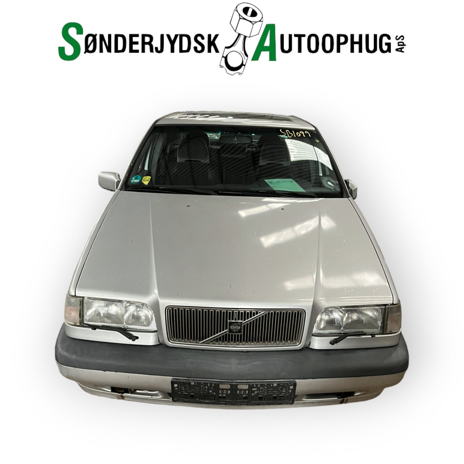 Volvo 850 Pluk-Selv-Bil Med OEM Nr. Ophugger Fra Volvo Ophugger