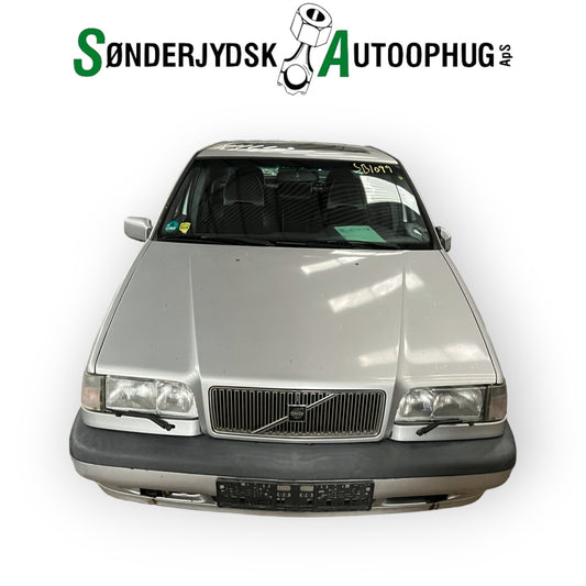 Volvo 850 Pluk-Selv-Bil Med OEM Nr. Ophugger Fra Volvo Ophugger