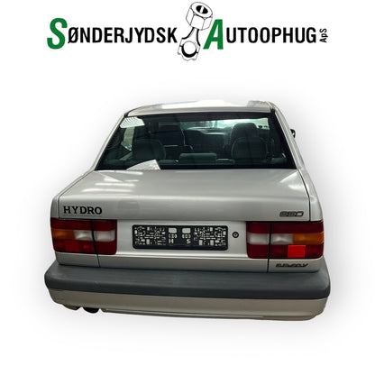Volvo 850 Pluk-Selv-Bil Med OEM Nr. Ophugger Fra Volvo Ophugger