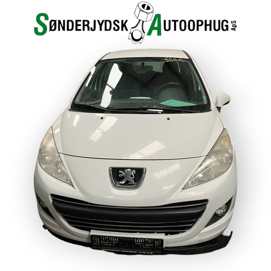 Peugeot 207 Pluk-Selv-Bil Med OEM Nr. Ophugger Fra Peugeot Ophugger