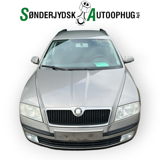 Skoda Octavia Pluk-Selv-Bil Med OEM Nr. Ophugger Fra Skoda Ophugger