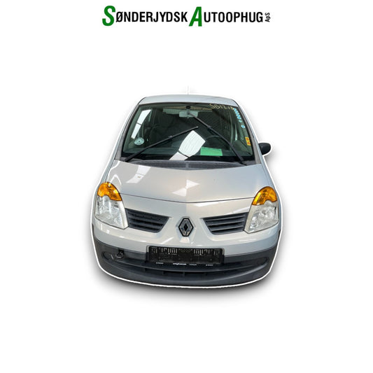 Renault Modus Pluk-Selv-Bil Med OEM Nr. Ophugger Fra Renault Ophugger