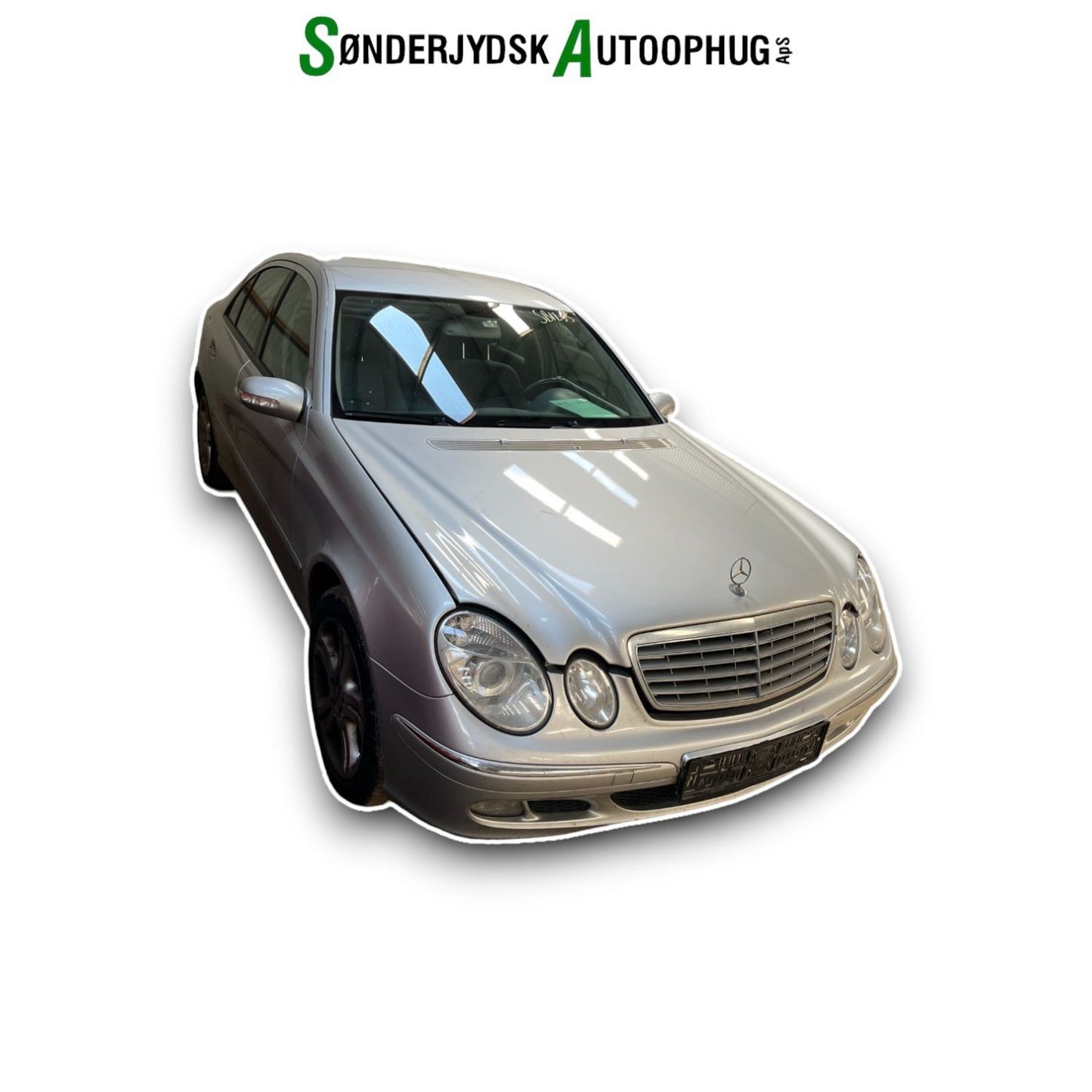 Mercedes E W211 Pluk-Selv-Bil Med OEM Nr. Ophugger Fra Mercedes Ophugger
