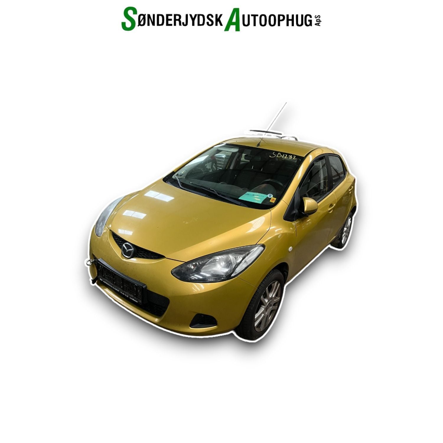 Mazda 2 De Pluk-Selv-Bil Med OEM Nr. Ophugger Fra Mazda Ophugger