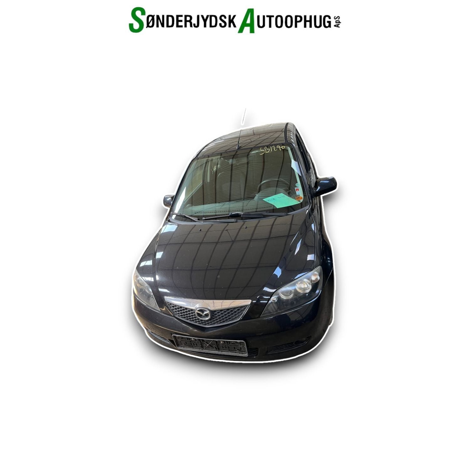 Mazda 2 Nd Pluk-Selv-Bil Med OEM Nr. Ophugger Fra Mazda Ophugger