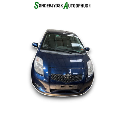 Toyota Yaris Pluk-Selv-Bil Med OEM Nr. Ophugger Fra Toyota Ophugger