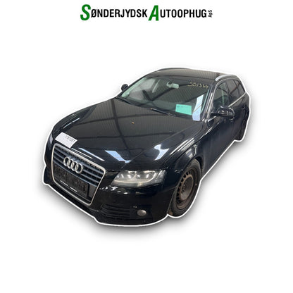 Audi A4 8K Pluk-Selv-Bil Med OEM Nr. Ophugger Fra Audi Ophugger