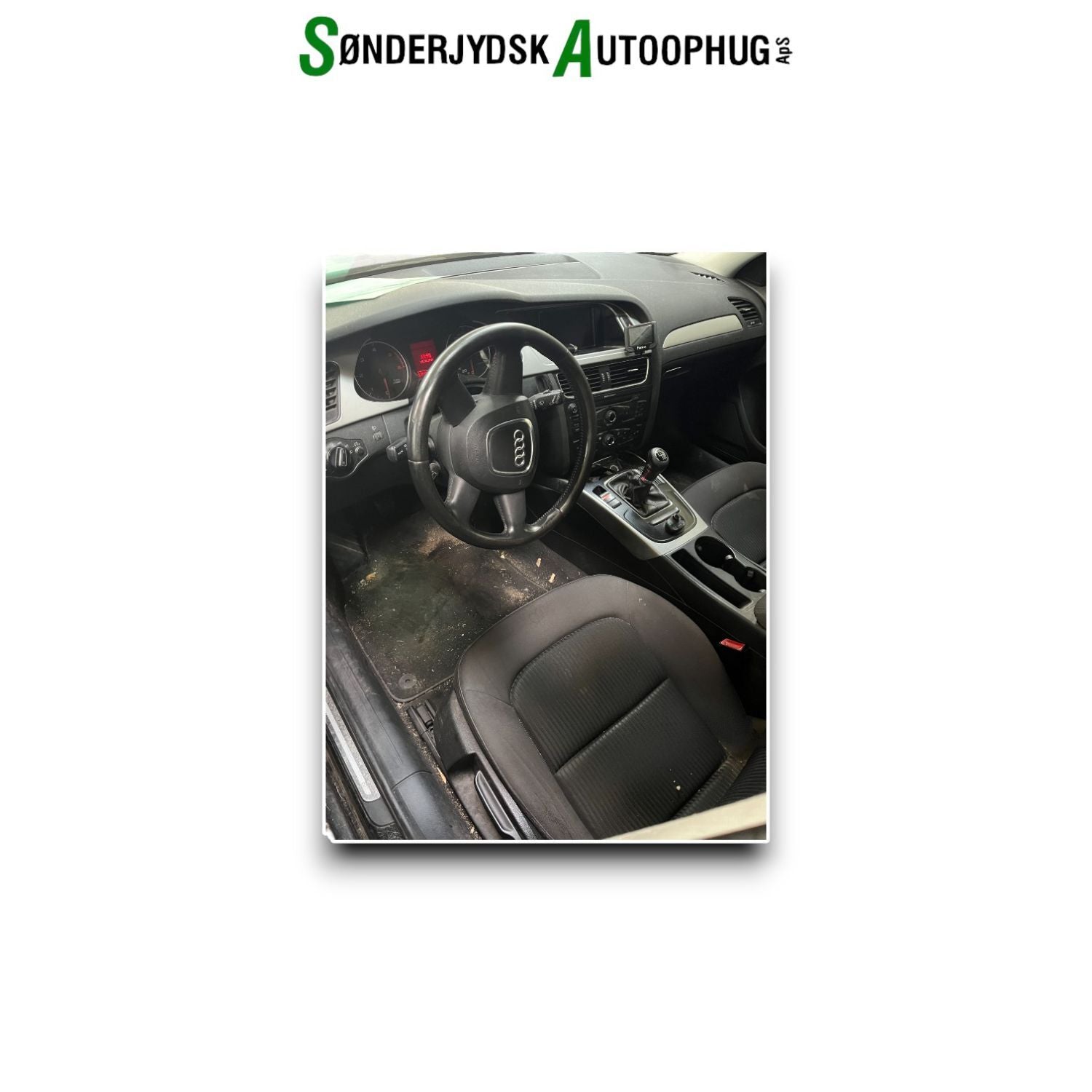 Audi A4 Pluk-Selv-Bil Med OEM Nr. Ophugger Fra Audi Ophugger