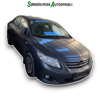 Toyota Corolla Sedan E15 Pluk-Selv-Bil Med OEM Nr. Ophugger Fra Toyota Ophugger