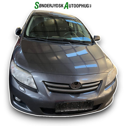 Toyota Corolla Sedan E15 Pluk-Selv-Bil Med OEM Nr. Ophugger Fra Toyota Ophugger