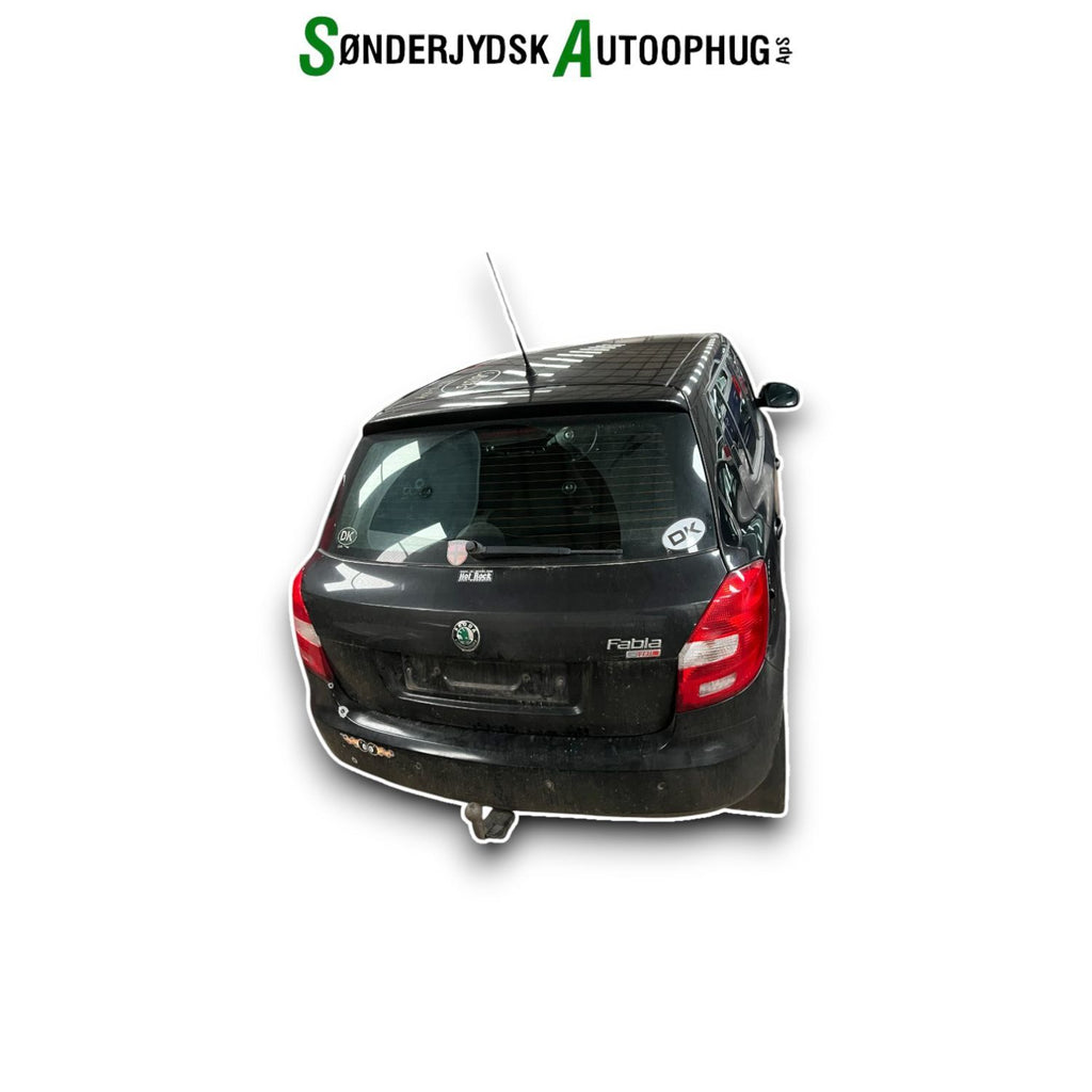Skoda Fabia Pluk-Selv-Bil Med OEM Nr. Ophugger Fra Skoda Ophugger