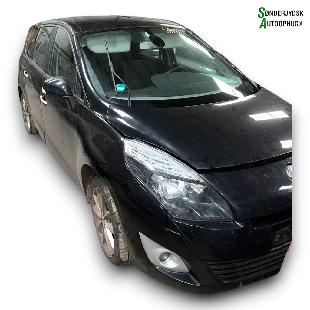Renault Grand Scenic 3 Pluk-Selv-Bil Med OEM Nr. Ophugger Fra Renault Ophugger