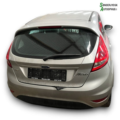 Ford Fiesta 7 Pluk-Selv-Bil Med OEM Nr. Ophugger Fra Ford Ophugger
