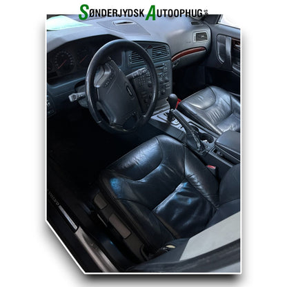 Volvo V70 Pluk-Selv-Bil Med OEM Nr. Ophugger Fra Volvo Ophugger