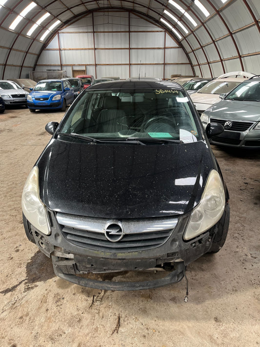 Opel Corsa D Pluk-Selv-Bil Med OEM Nr. Ophugger Fra Opel Ophugger