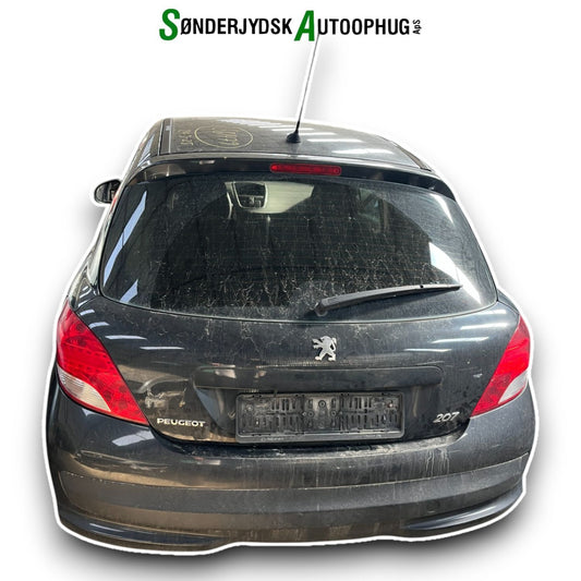 Peugeot 207 Pluk-Selv-Bil Med OEM Nr. Ophugger Fra Peugeot Ophugger