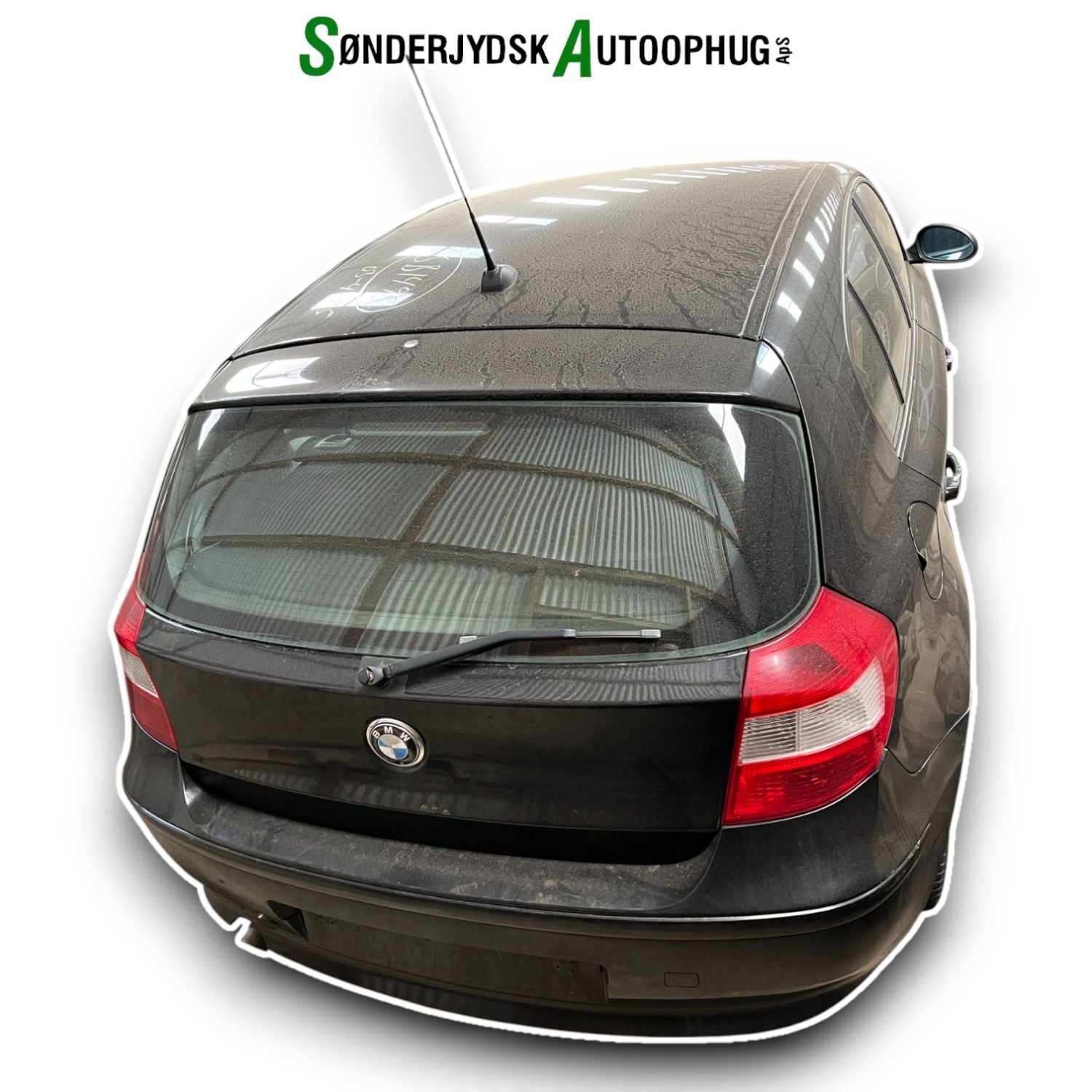 BMW 1-Serie E81/E82/E87 Pluk-Selv-Bil Med OEM Nr. Ophugger Fra BMW Ophugger