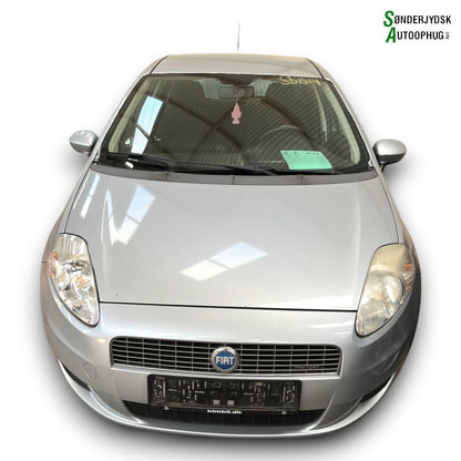 Fiat Grande Punto Pluk-Selv-Bil Med OEM Nr. Ophugger Fra Fiat Ophugger