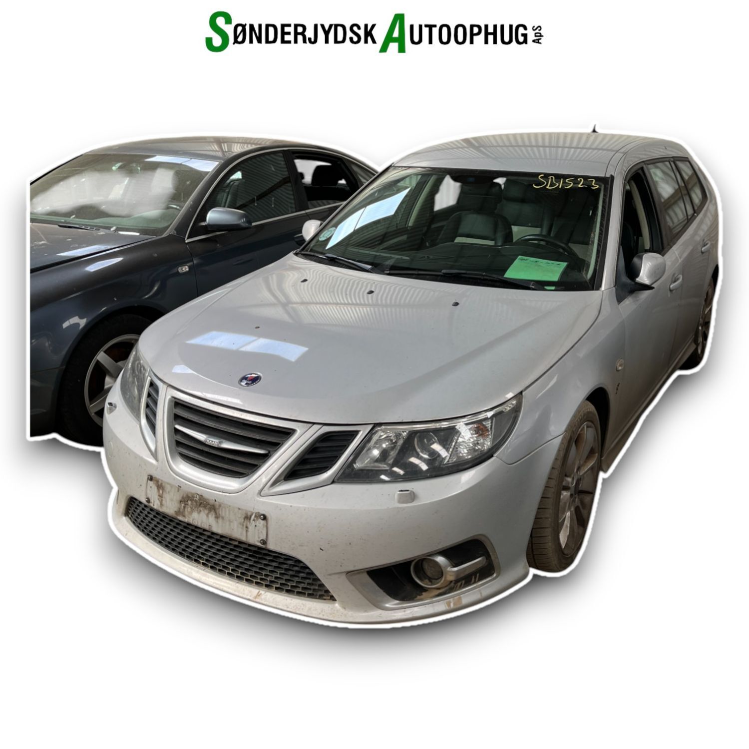 Saab Saab 9-3 Facelift Pluk-Selv-Bil Med OEM Nr. Ophugger Fra Saab Ophugger