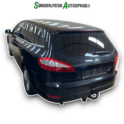 Ford Mondeo 4 Pluk-Selv-Bil Med OEM Nr. Ophugger Fra Ford Ophugger