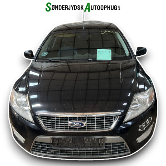Ford Mondeo 4 Pluk-Selv-Bil Med OEM Nr. Ophugger Fra Ford Ophugger