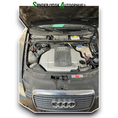 Audi A6 4F Pluk-Selv-Bil Med OEM Nr. Ophugger Fra Audi Ophugger
